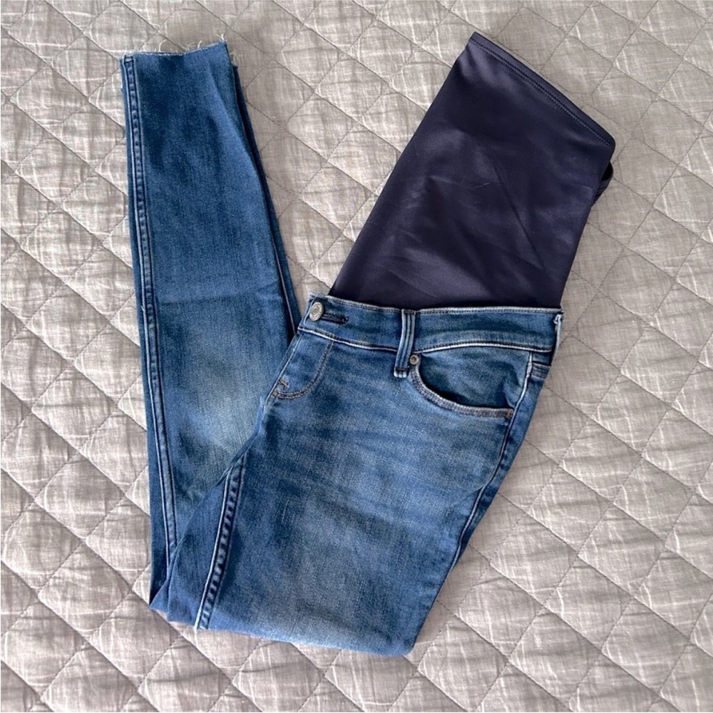 Abercrombie and Fitch maternity pants size 26 short